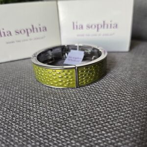 NWT Lia Sophia Green and Silver‎ Elastic Bracelet